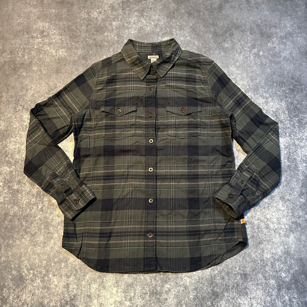 Carhartt Women's Plaid Flannel Long Sleeve Button Up Shirt‎ Size Medium